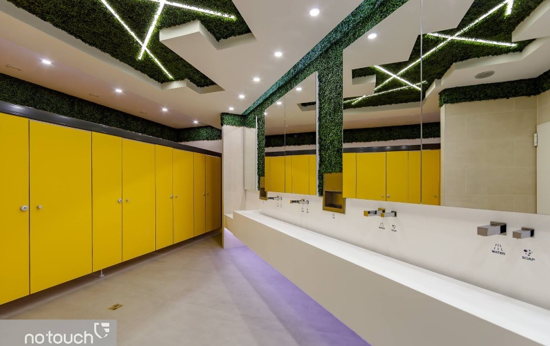 Baneasa Shopping City Bathrooms